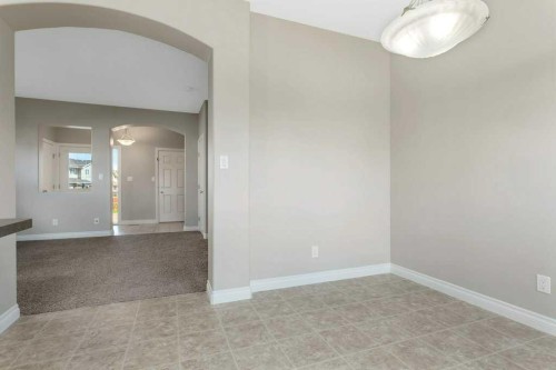 7 Ross Close, Sylvan Lake, AB 