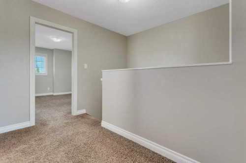 7 Ross Close, Sylvan Lake, AB 