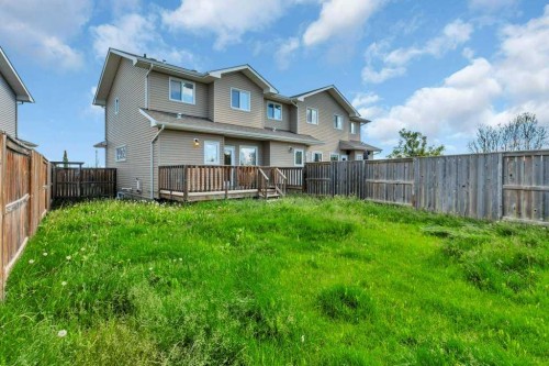 7 Ross Close, Sylvan Lake, AB 