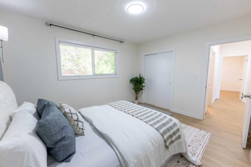 5418 37 Street, Red Deer, AB 