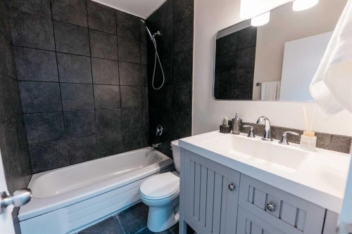 5418 37 Street, Red Deer, AB 
