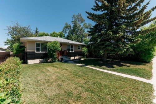 5418 37 Street, Red Deer, AB 