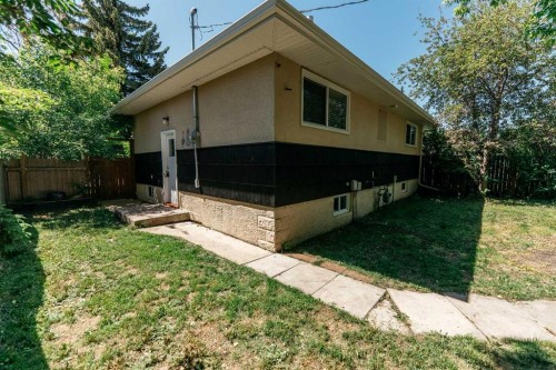 5418 37 Street, Red Deer, AB 