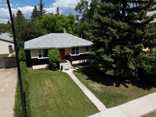 5418 37 Street, Red Deer, AB 