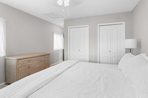 1001-5220 50A, Sylvan Lake, AB 