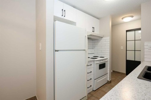 108-71 Cosgrove Crescent, Red Deer, AB 
