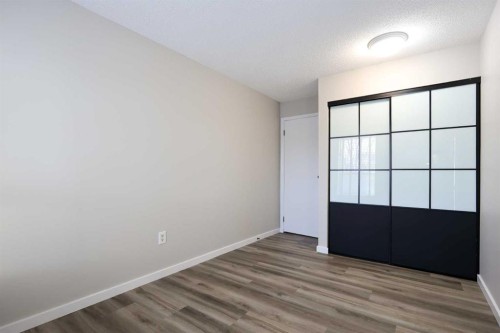 108-71 Cosgrove Crescent, Red Deer, AB 