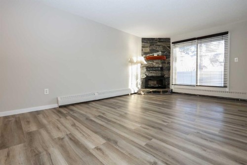 108-71 Cosgrove Crescent, Red Deer, AB 