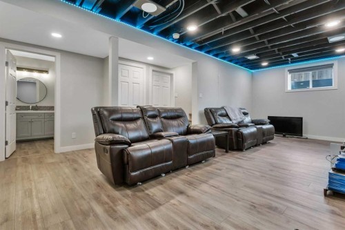5012 62 Avenue, Ponoka, AB - Indoor Photo Showing Other Room