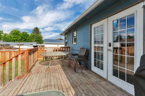 5012 62 Avenue, Ponoka, AB - Outdoor With Deck Patio Veranda With Exterior