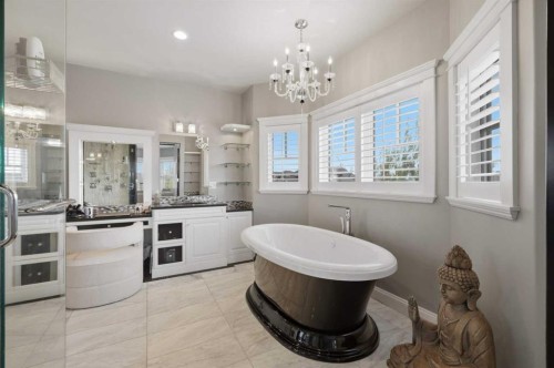 1 Rosewood Rise, Sylvan Lake, AB - Indoor Photo Showing Bathroom