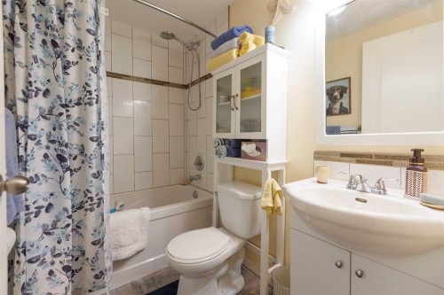 63 Vanier Drive, Red Deer, AB 