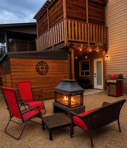 58 Village Crescent, Red Deer, AB 