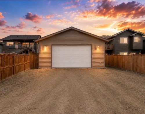 58 Village Crescent, Red Deer, AB 
