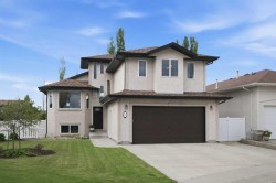 156 Aubrey Close Red Deer, AB T4R 3B8