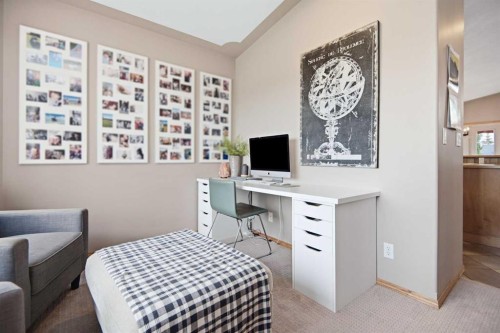 156 Aubrey Close, Red Deer, AB 
