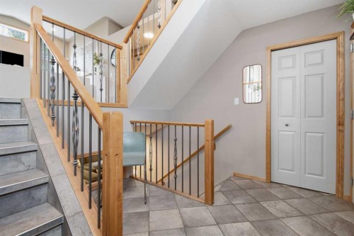 156 Aubrey Close, Red Deer, AB 