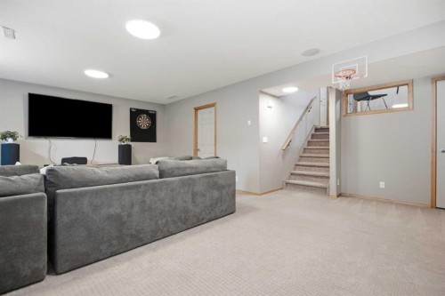 156 Aubrey Close, Red Deer, AB 
