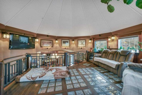 5406 50 Avenue, Lacombe, AB 
