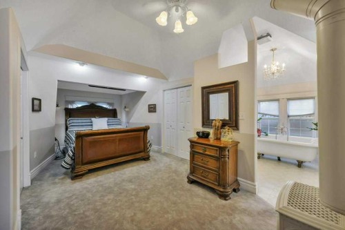 5406 50 Avenue, Lacombe, AB 
