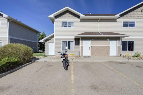 536-100 Jordan Parkway, Red Deer, AB - Outdoor