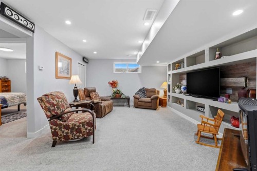 47 Thompson Crescent, Red Deer, AB 