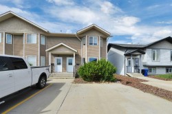 45 Winston Place Blackfalds, AB T4M 0K9