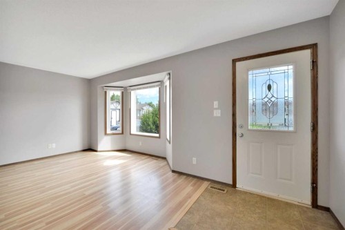 45 Winston Place, Blackfalds, AB 