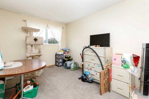 63 Mclevin Crescent, Red Deer, AB 