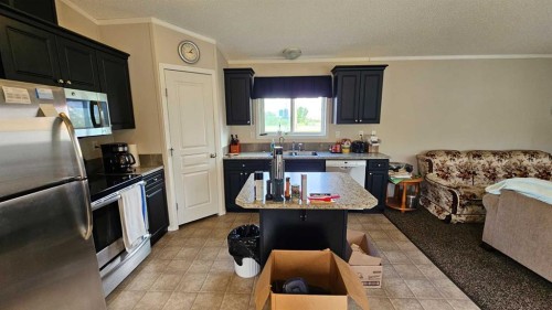 5016 49 Street, Lougheed, AB 