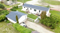 5016 49 Street Lougheed, AB T0B 2V0