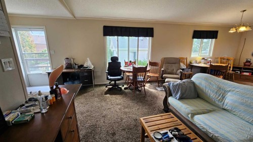 5016 49 Street, Lougheed, AB 