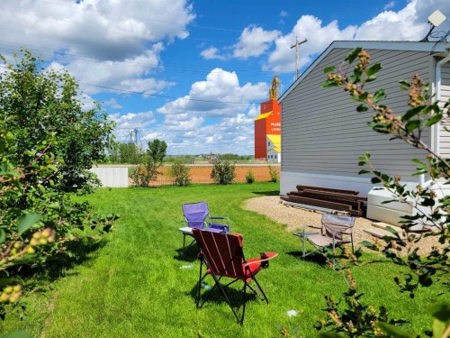 5016 49 Street, Lougheed, AB 