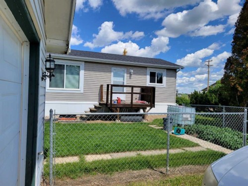 5016 49 Street, Lougheed, AB 