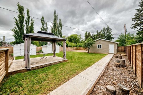 5238 52 Street, Lacombe, AB 