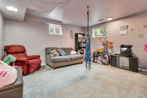 4520 36 Avenue, Ponoka, AB - Indoor Photo Showing Other Room