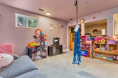 4520 36 Avenue, Ponoka, AB - Indoor