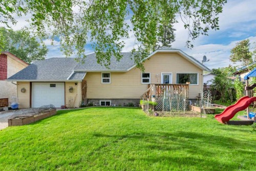 4520 36 Avenue, Ponoka, AB - Outdoor