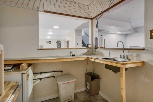 4520 36 Avenue, Ponoka, AB - Indoor