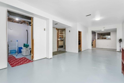 4520 36 Avenue, Ponoka, AB - Indoor Photo Showing Other Room