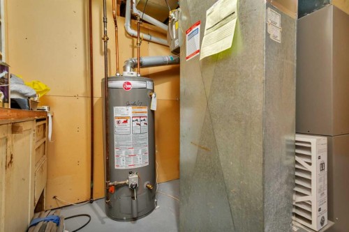 4520 36 Avenue, Ponoka, AB - Indoor Photo Showing Basement