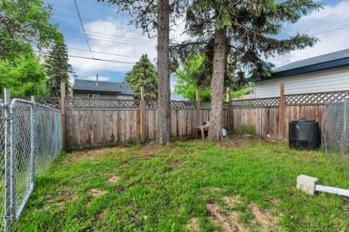 4520 36 Avenue, Ponoka, AB - Outdoor