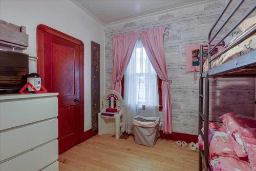 5105 53 Avenue, Ponoka, AB - Indoor Photo Showing Other Room