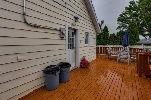 5105 53 Avenue, Ponoka, AB - Outdoor With Exterior
