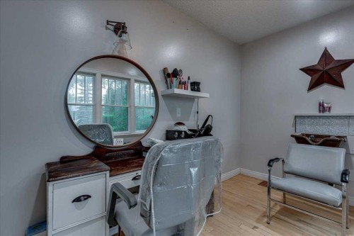 5105 53 Avenue, Ponoka, AB - Indoor