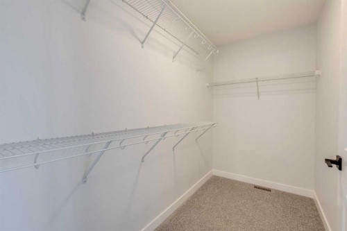 33 Savanna Place Ne, Calgary, AB 