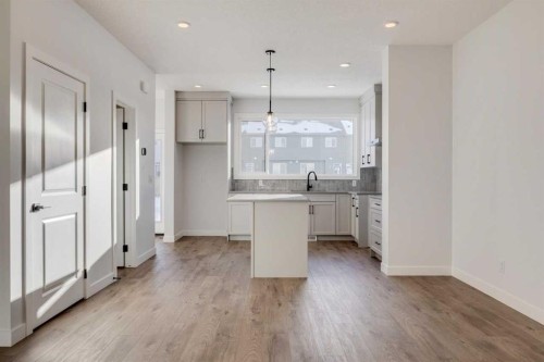 33 Savanna Place Ne, Calgary, AB 
