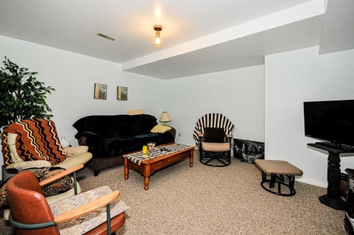 3904 56A Street, Camrose, AB 
