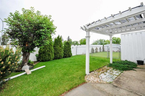 3904 56A Street, Camrose, AB 