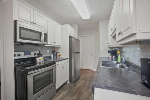25-11 Stanton Street, Red Deer, AB 